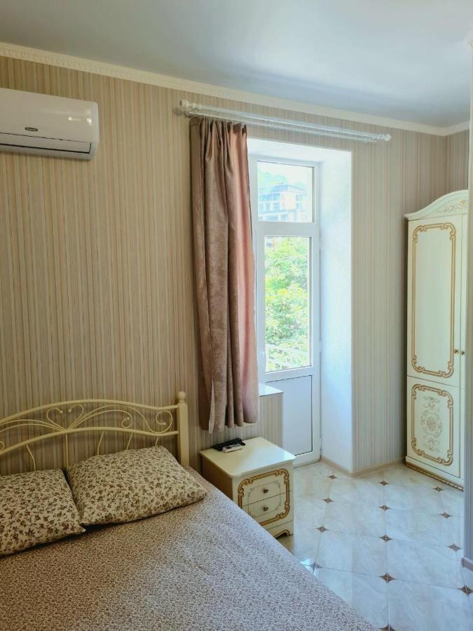 Guest House Gorny Ruchei Gagra Exterior foto